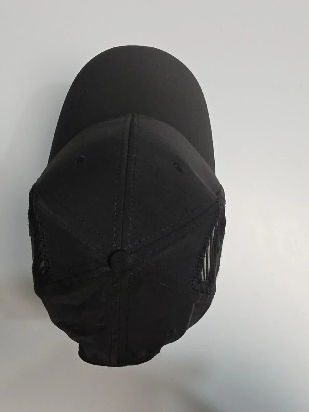 Gaiam Women’s Cruiser Breathable Sol Performance Baseball Cap – Black (One Size)